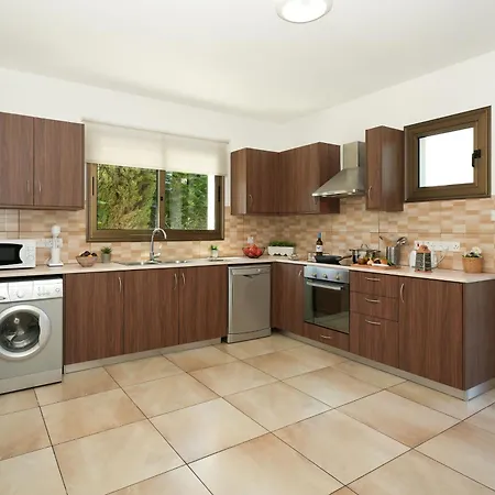 Evia - Walking To Med Sea