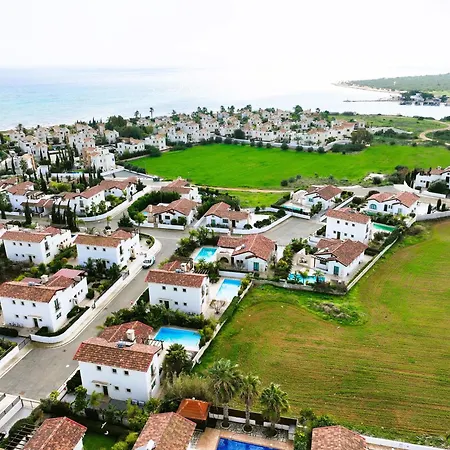 Villa Evia - Walking To Med Sea