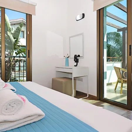 Villa Evia - Walking To Med Sea Ayía Nápa