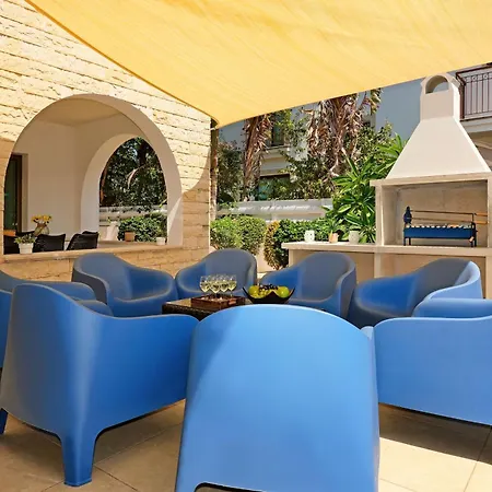 Villa Evia - Walking To Med Sea Ayia Napa