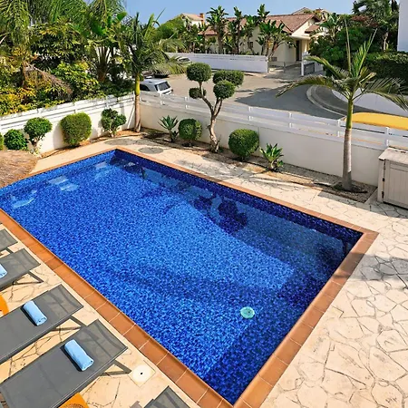 Evia - Walking To Med Sea