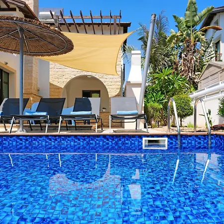 Evia - Walking To Med Sea