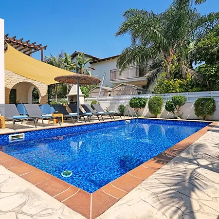 Evia - Walking To Med Sea