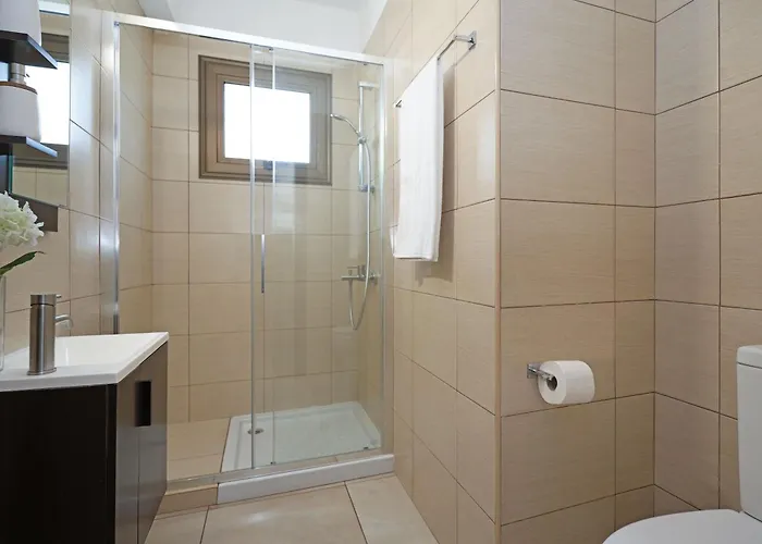 Evia - Walking To Med Sea *