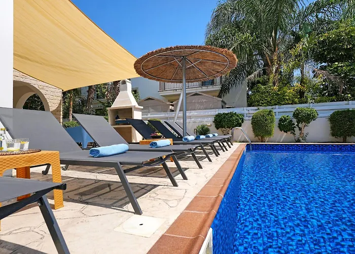 Evia - Walking To Med Sea Villa Ayia Napa