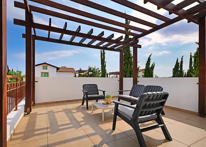 Villa Evia - Walking To Med Sea *