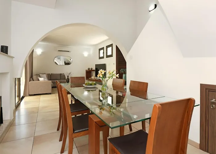 Villa Evia - Walking To Med Sea *